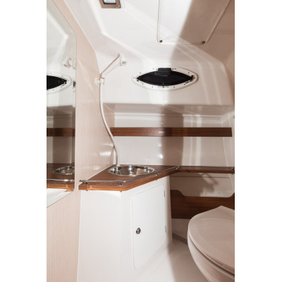Laminátový člun Atlantic Marine Sun Cruiser 730