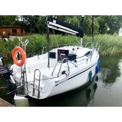 Kajutová plachetnice Phobos 21 z loděnice Dalpol Yacht