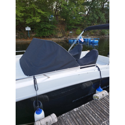 Sun Cruiser 655 (2017) s motorem Suzuki DF 200 Ap (2018) a přívěsem