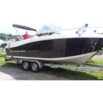 Sun Cruiser 655 (2017) s motorem Suzuki DF 200 Ap (2018) a přívěsem
