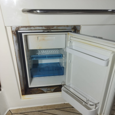 Loď Quicksilver Active 805 (2016) – bez motoru, s přívěsem 3500 kg