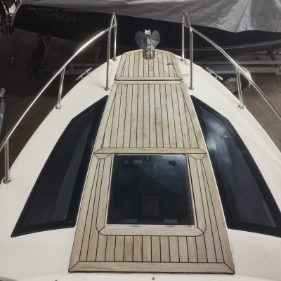 Loď Quicksilver Active 805 (2016) – bez motoru, s přívěsem 3500 kg