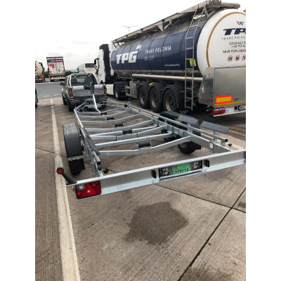 Přívěs bržděný temared 3000 kg